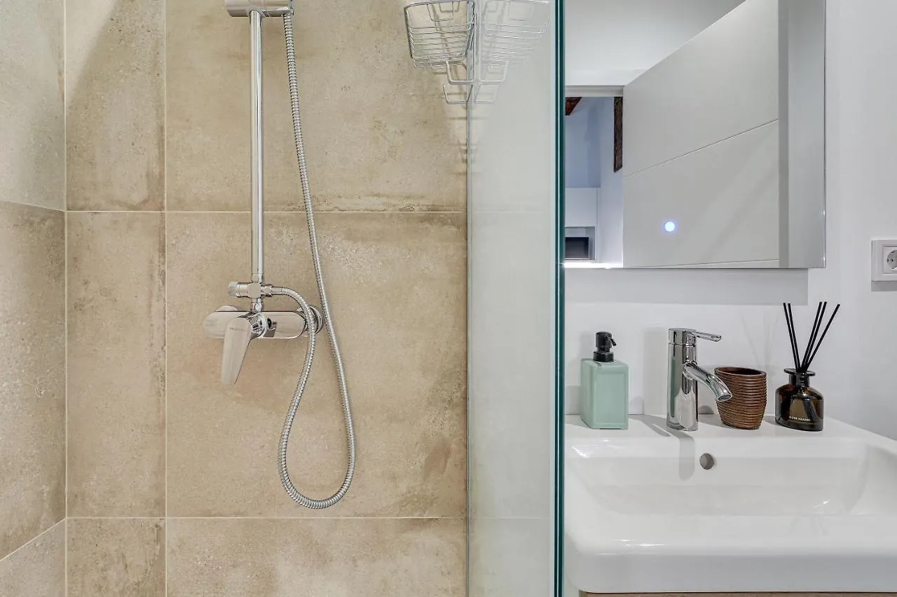 Luxury Mr Born Appartement Barcelona 0*,  Spanje