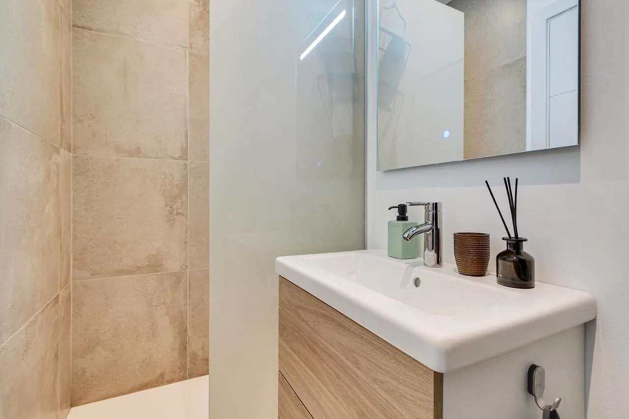Luxury Mr Born Apartment Barcelona